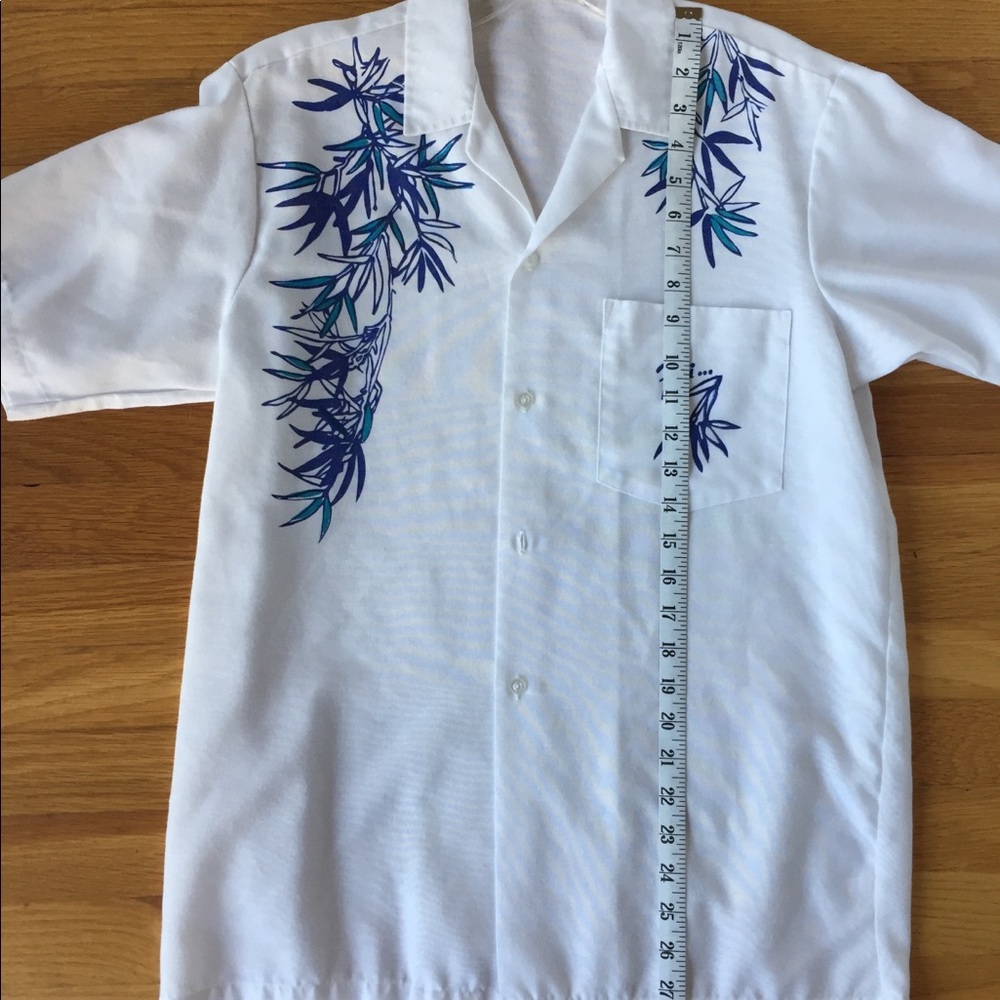 Fiji button down shirt medium vintage